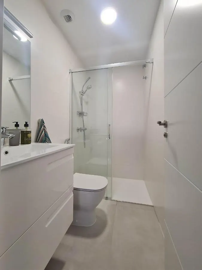 Apartment Brand New Exclusive Apartment, 100 Meter From The Beach Fuengirola